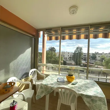 Le Refuge Des Mimosas